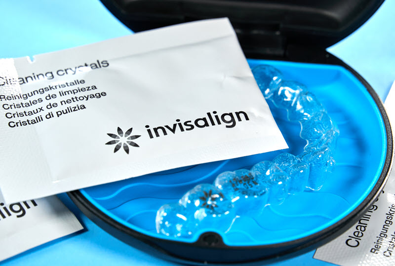 invisalign cleaning crystals